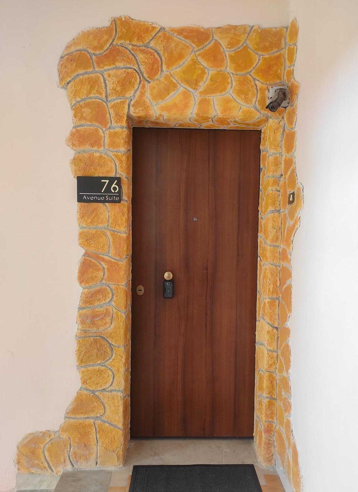 76 Avenue Suites Wi-Fi - Shuttle Reggio di Calabria Kültér fotó