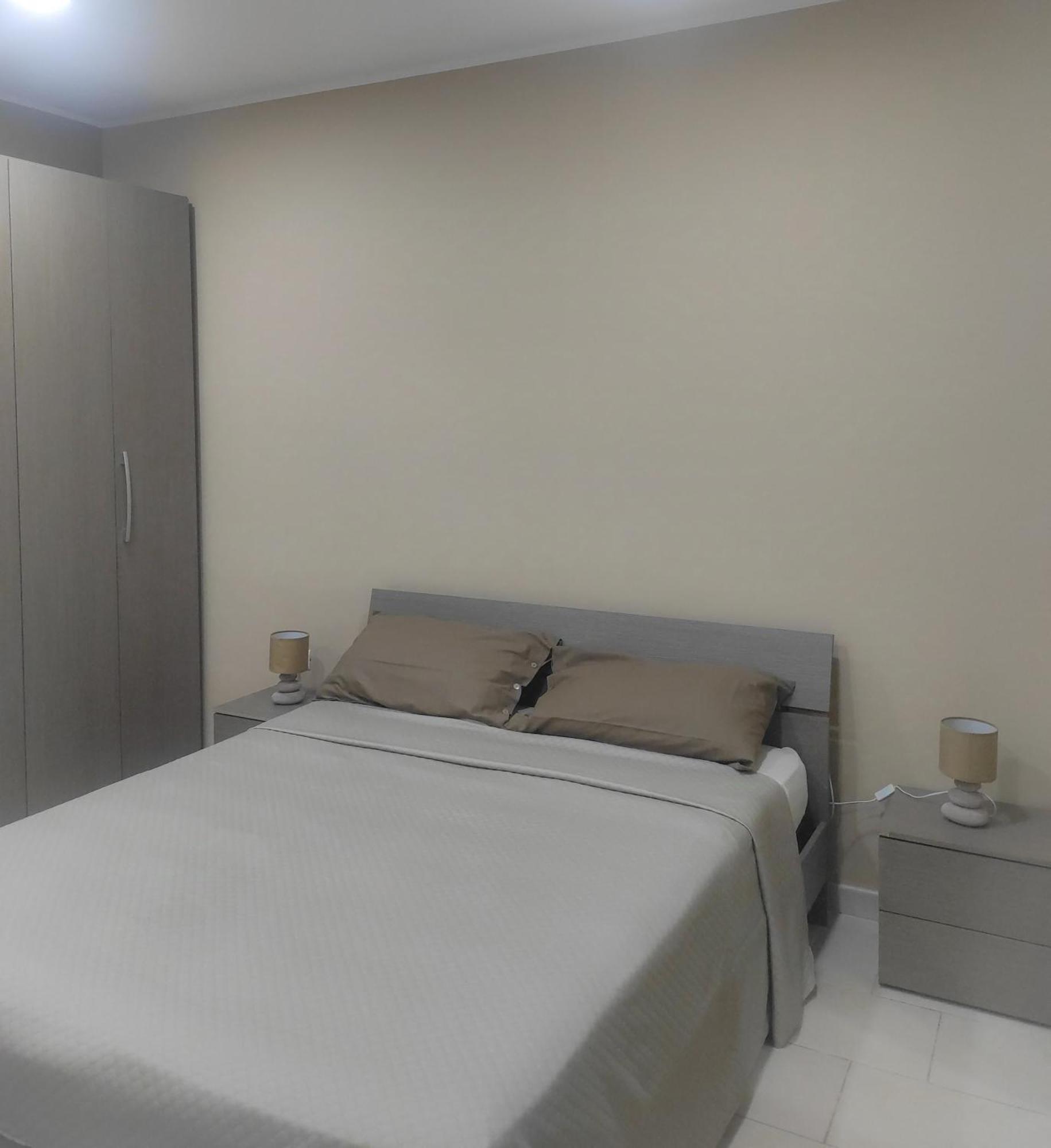 76 Avenue Suites Wi-Fi - Shuttle Reggio di Calabria Kültér fotó