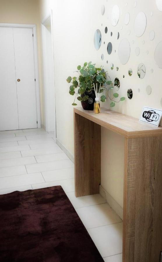 76 Avenue Suites Wi-Fi - Shuttle Reggio di Calabria Kültér fotó