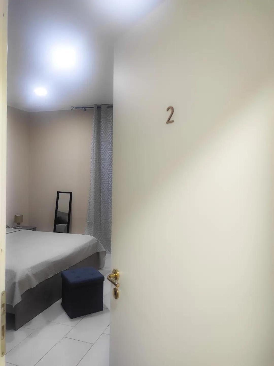 76 Avenue Suites Wi-Fi - Shuttle Reggio di Calabria Kültér fotó