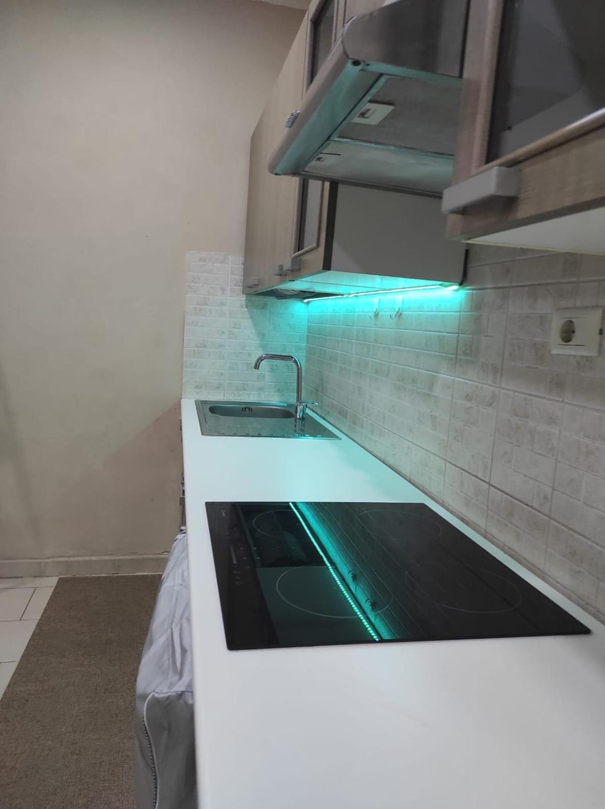 76 Avenue Suites Wi-Fi - Shuttle Reggio di Calabria Kültér fotó